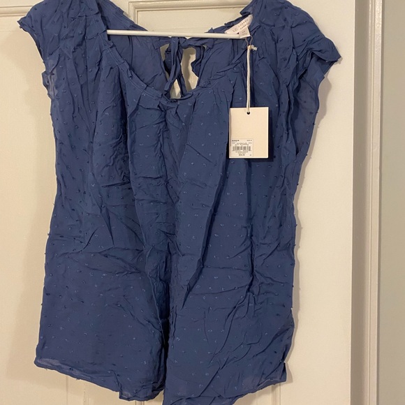 LC Lauren Conrad Tops - Lauren Conrad blue Denim flair short sleeved tee- women’s size M